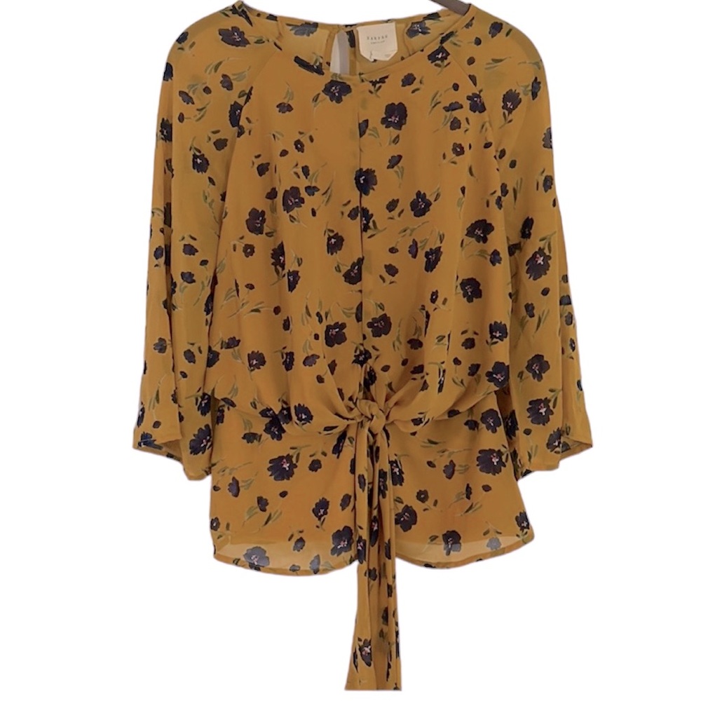 Francesca’s Harper Heritage Floral blouse
